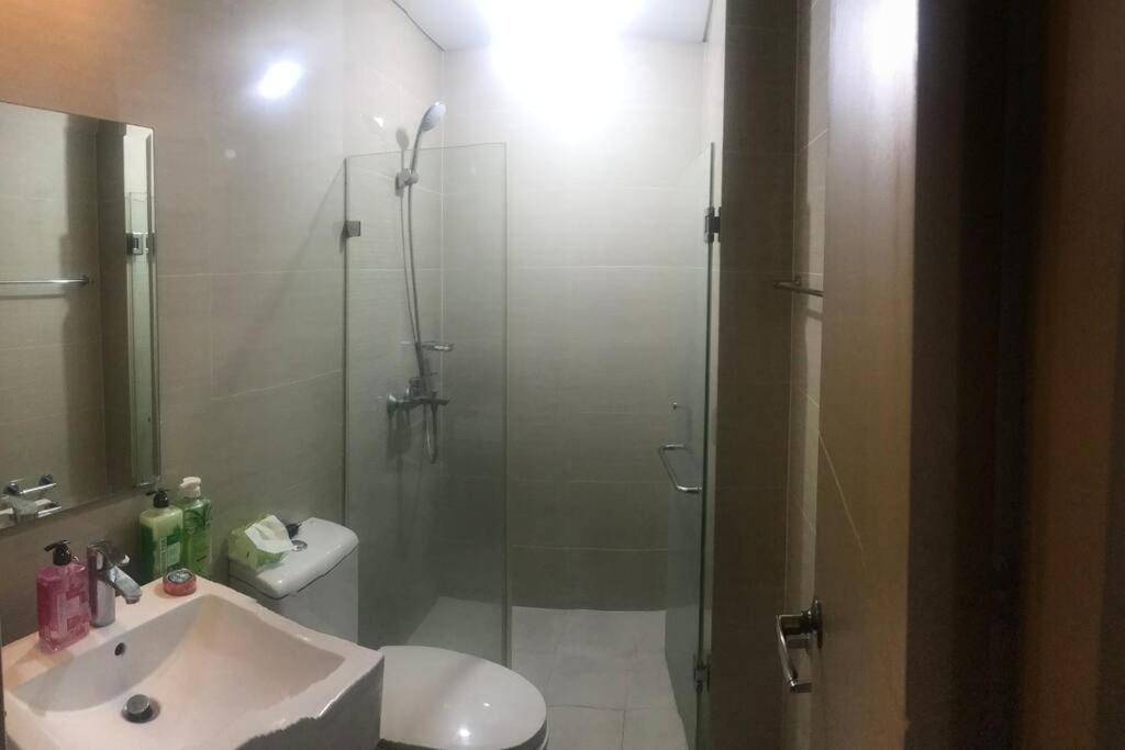 Lovely 2 Bed Room Condo Infront Of Naia Terminal 3 Manila Exterior photo