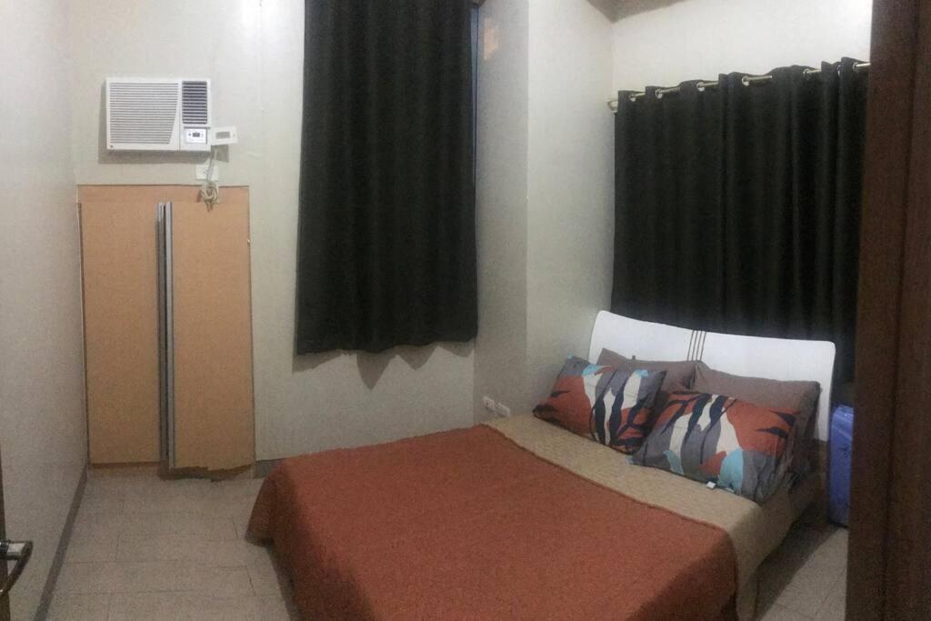 Lovely 2 Bed Room Condo Infront Of Naia Terminal 3 Manila Exterior photo