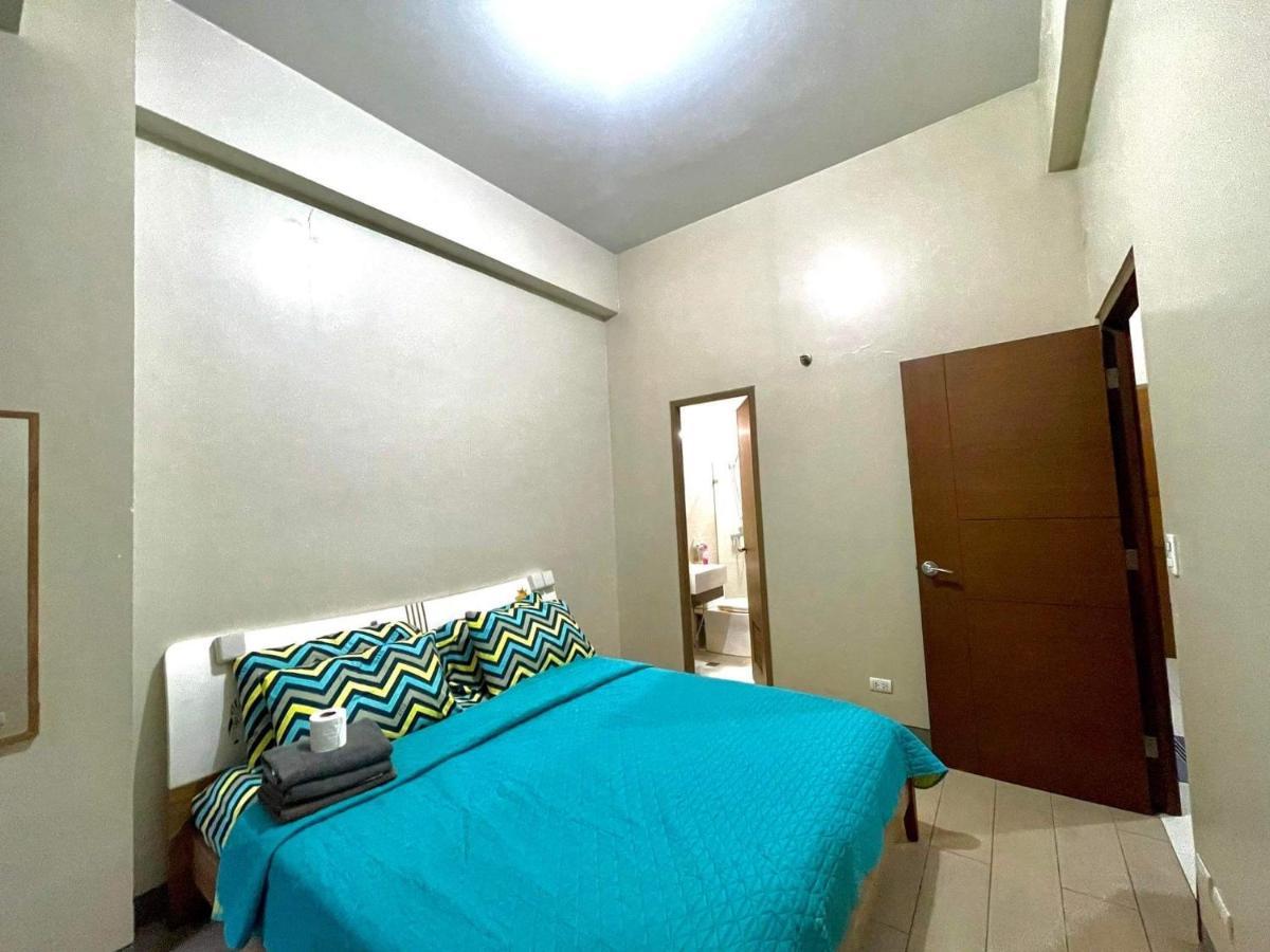 Lovely 2 Bed Room Condo Infront Of Naia Terminal 3 Manila Exterior photo